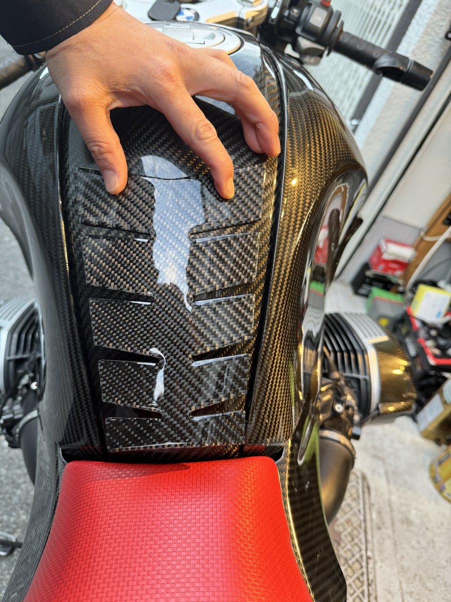 zancre_GS's tweet photo. #R1200S
乗る前にやる事やって乗れよ‼️
#Ztechnik
カーボン
タンクパッド
#KatsuradaMotors Accessories
#桂田ミノルの海外裏パーツ事情
☝️☝️
BMWモトラッド乗っている
ビーマーの人でも知っているのは
10%にも満たないだろう。
#BMWモトラッド https://t.co/AzknHOsXCf