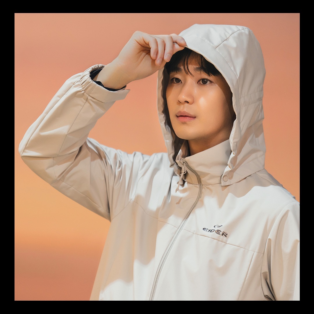 soohyunesia's tweet image. Gold Medalist instagram update 📸

#EIDER x #KimSooHyun

#아이더 #김수현