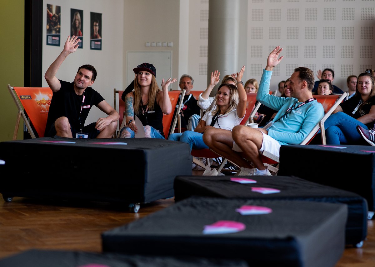 communitycamp (@communitycamp) on Twitter photo In 99 Tagen startet das #ccb24. Wer dabei ist, hebt die Hand. Für alle anderen geht es hier zu den Tickets ->
communitycamp.berlin/tickets/ In 99 Tagen startet das #ccb24. Wer dabei ist, hebt die Hand. Für alle anderen geht es hier zu den Tickets ->
communitycamp.berlin/tickets/