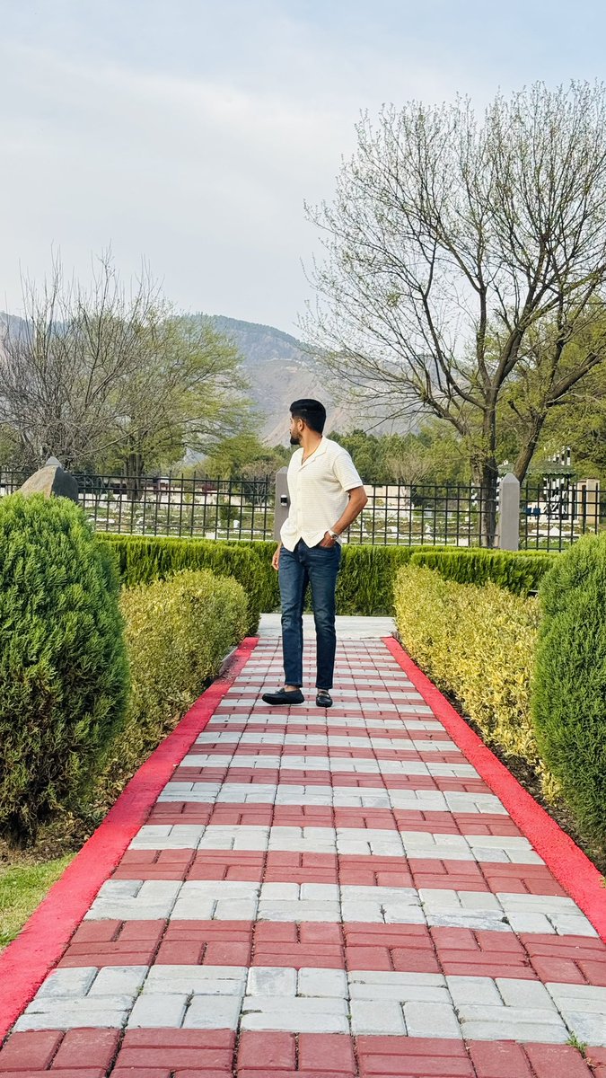 babarazam258's tweet image. Relishing Kakul's scenery - wonderful! 🇵🇰