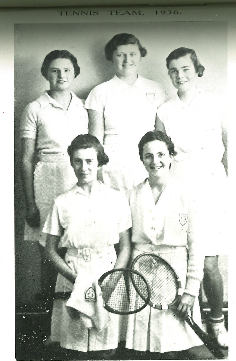 🔎Tennis has been a staple in our sporting calendar over the years and pictured below is The High School of Glasgow for Girls’ Tennis Team from 1937. 🤩 Were you a keen tennis player at HSOG, or did you prefer watching from the sidelines? #HSOGThrowbackThursday #HSOGCommunity