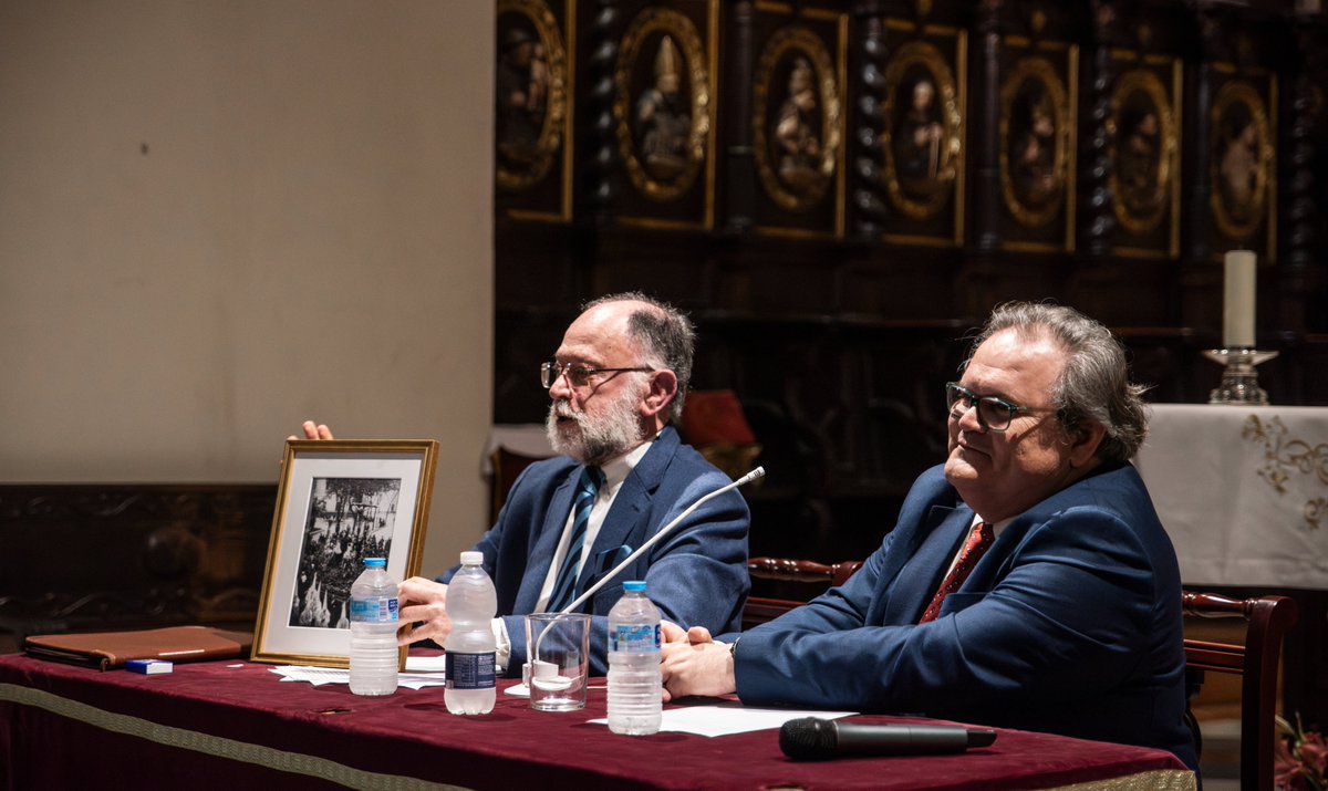 Ayer celebramos la quinta sesión del Aula José Bermejo. En ella, nuestro diácono permanente en San Vicente, Alberto Álvarez, versó sobre las cualidades misericordiosas de nuestro Dios Padre.