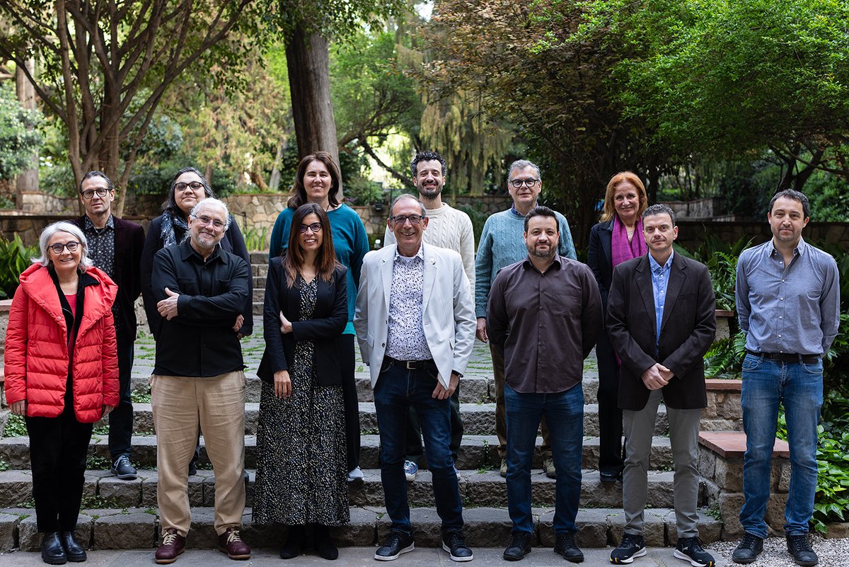 Jacob González-Solís is deeply honored and proud to have been awarded, for the 2nd time, through the #ICREA Academia Programme, alongside eleven other @UniBarcelona staff members representing various fields. More info about the award recipients here: web.ub.edu/en/web/actuali…
