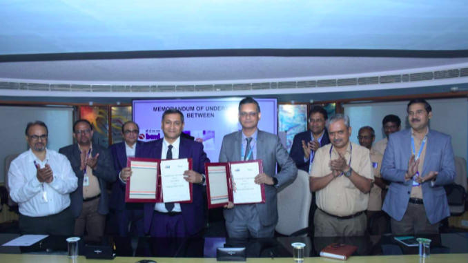 RailAnalysis's tweet photo. #BEML and #BEL join forces to develop Indigenous #TrainControlManagementSystem (i-TCMS)
Read more...https://t.co/2TrWoa1ouZ
#indianrailways #railway #infrastructure #technology #MoU #iTCMS #collaboration #bharatelectronicslimited #partnership #innovation #project https://t.co/noagZGAQPs
