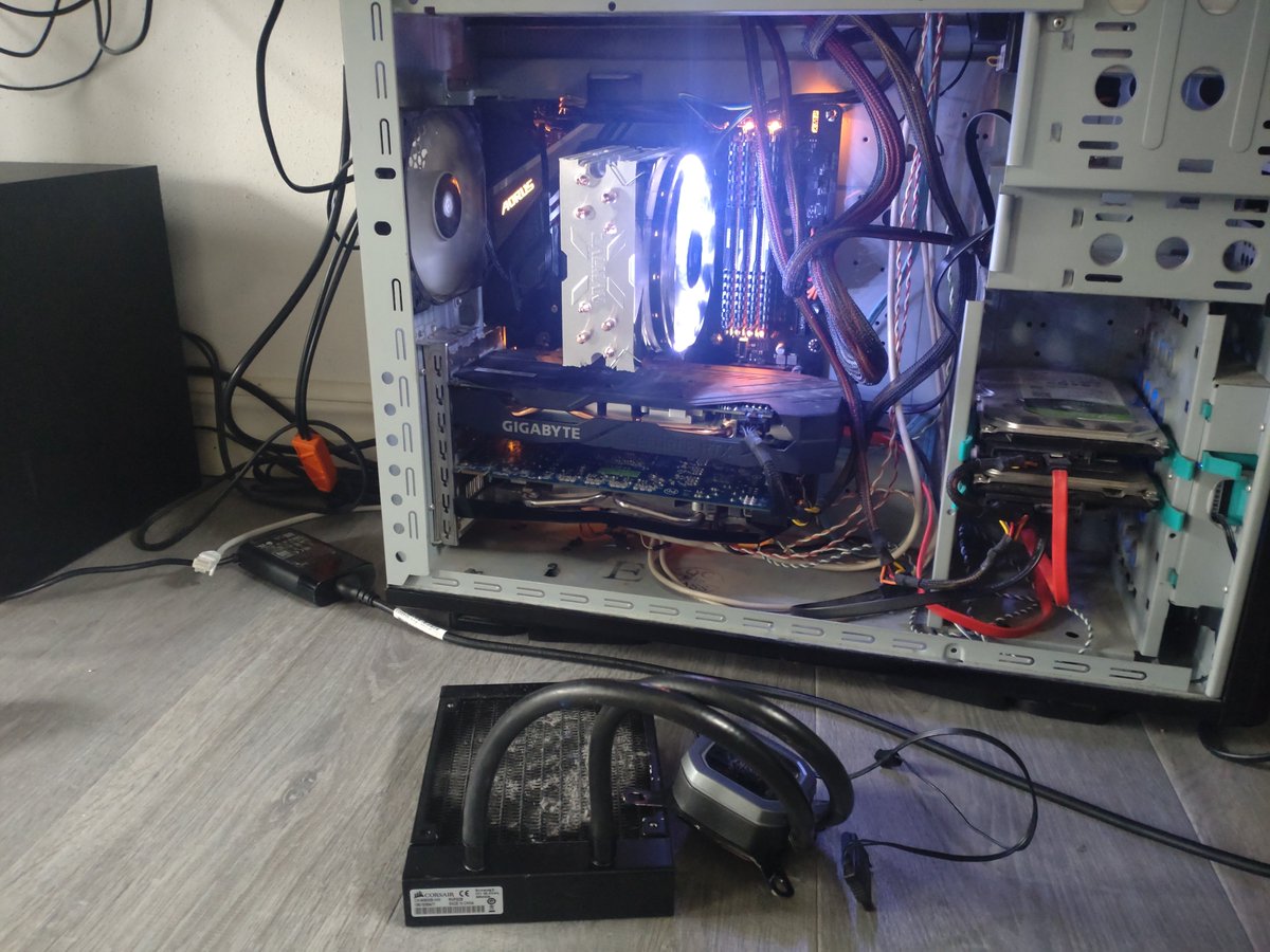 Morning exercise. Changed water cooler with broken pump to a new air cooler. Upgrade, downgrade or just works for my CPU loads - let's see. If noisy and then I go for dual Noctua fans. Without LEDs...