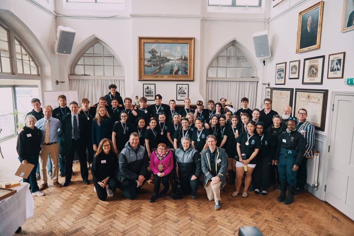 Rowers from local schools competed in the inaugural 'Youth Boat Race' in Hammersmith, just days before the Oxford vs Cambridge event. 32 youngsters took part in the event organised by @FulhamReachBC last week. Read more: lbhf.gov.uk/news/2024/04/l…