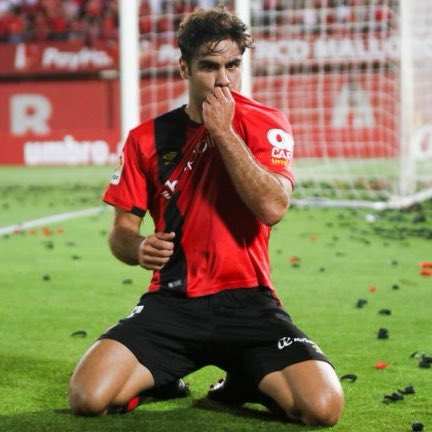 rcdm6191's tweet photo. Será él❤️‍🔥
Nos traerá la segunda🏆 https://t.co/sWLAzm0SY9