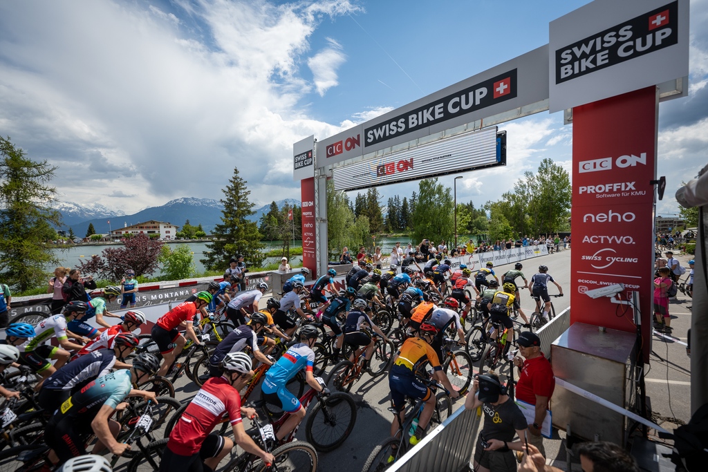 2024; une année résolument tournée vers le #bike pour #CransMontana qui anticipe l'accueil des Championnats du Monde de Mountain Bike UCI 2025 @Valais2025 I @valaiswallis I #mtb #Valais2025 #ShapingtheFutureofMTB 🔗 bit.ly/4akFG4w