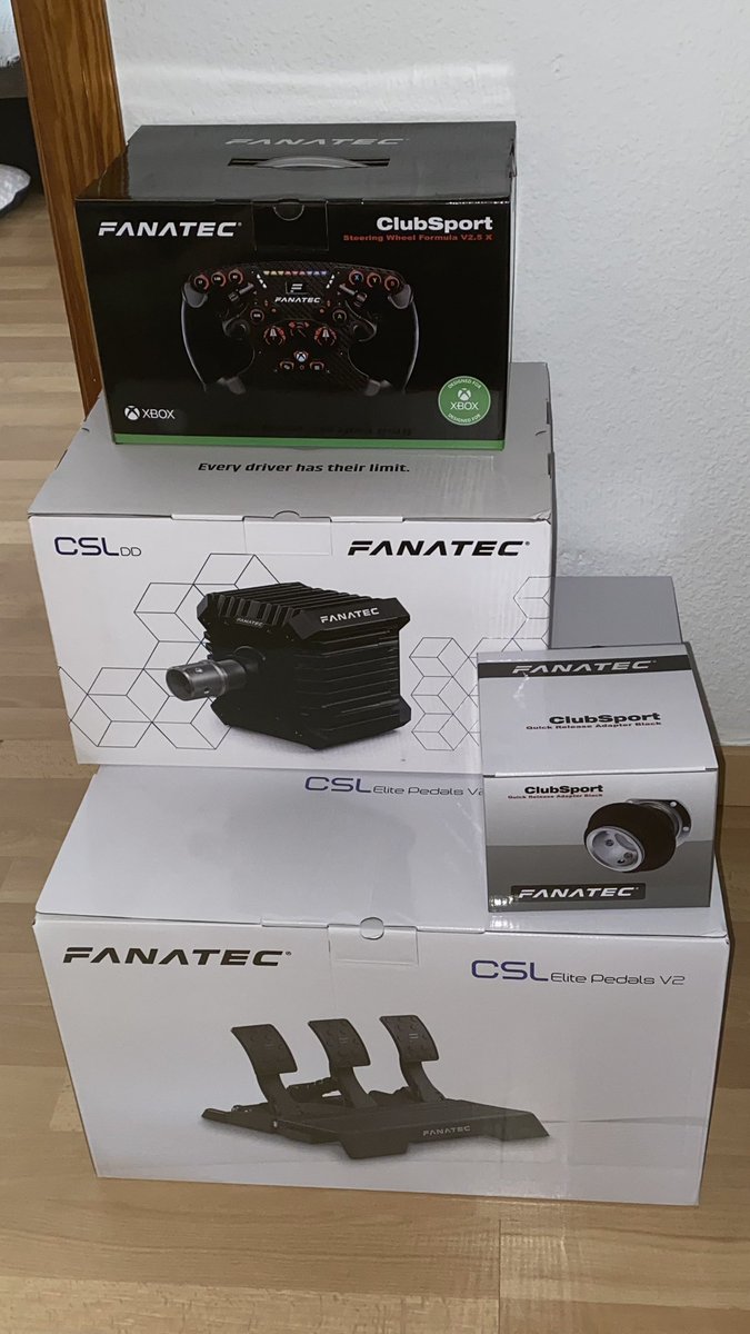 Despues de 4 meses… llegó… 

<a href="/fanatec/">FANATEC</a> , los odie… pero ahora quiero probarlo y estoy muy contentoo!

Empiecen a rezar para que todo funcione bien…

Nos vemos hoy a la tarde en Twitch!!
