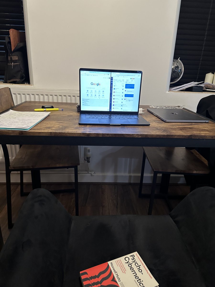 SebDennerley's tweet image. You know what they say about the people with big Chairs!🕴️‍♂️