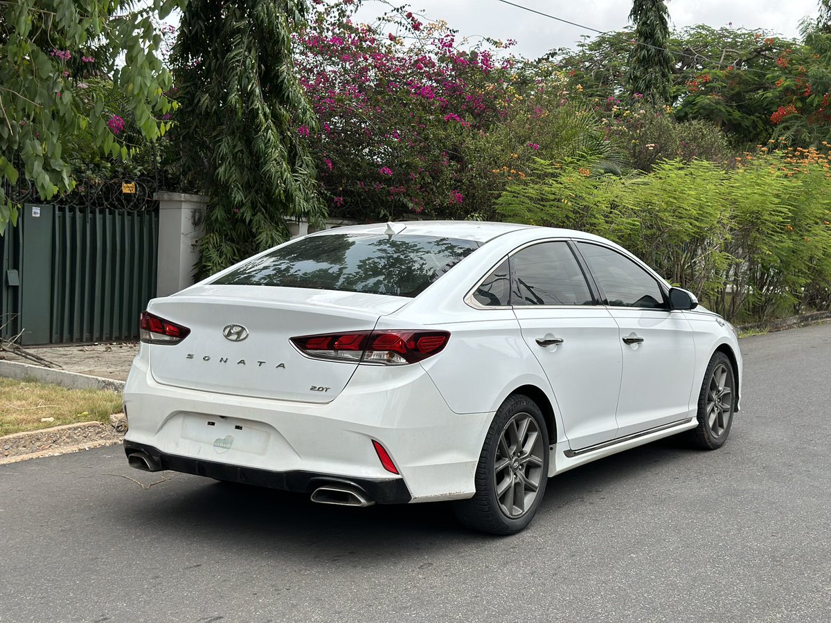 2018 Hyundai Sonata limited 2.0T engine 80k miles Keyless entry & start Touchscreen infotainment system Rear view camera Sunroof Eco Sport drive Apple CarPlay Price - 198k p3 😁 What’s app no in bio Refer a buyer for commission #YourCarGuy 🚘🕺🏽