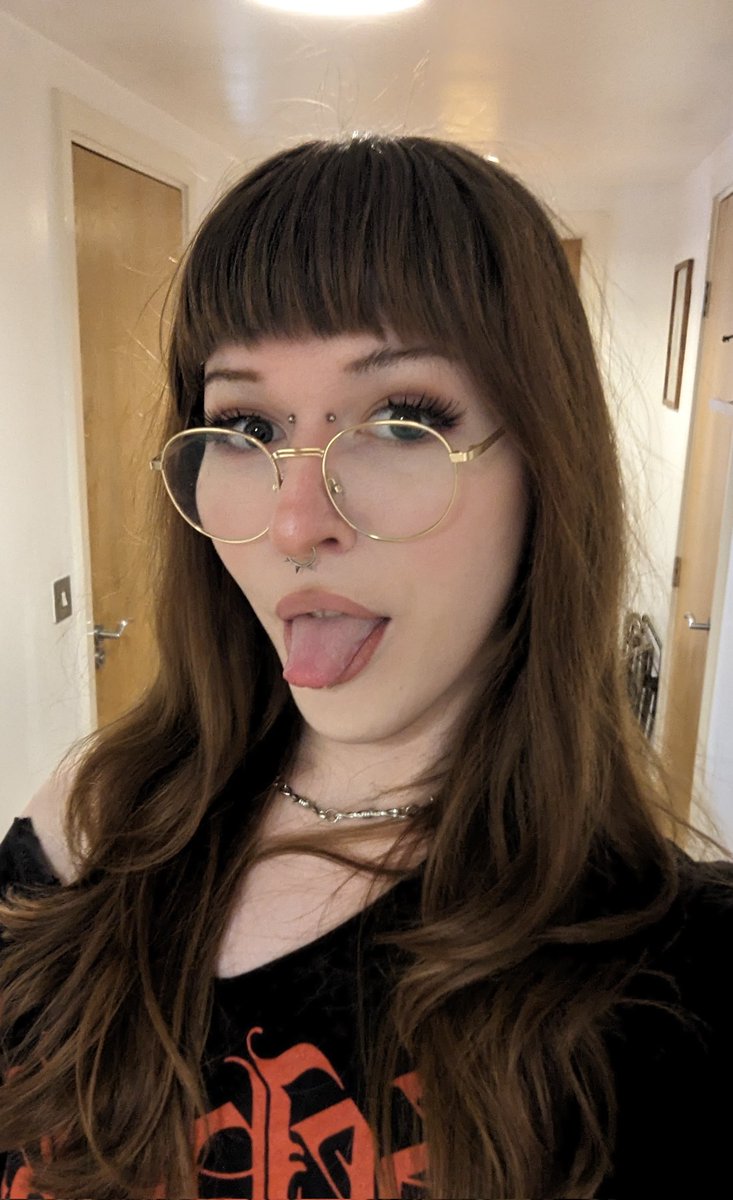socoolrobyna's tweet photo. I love this trend SM

Last selfie / on repeat https://t.co/loTBRH6WCH