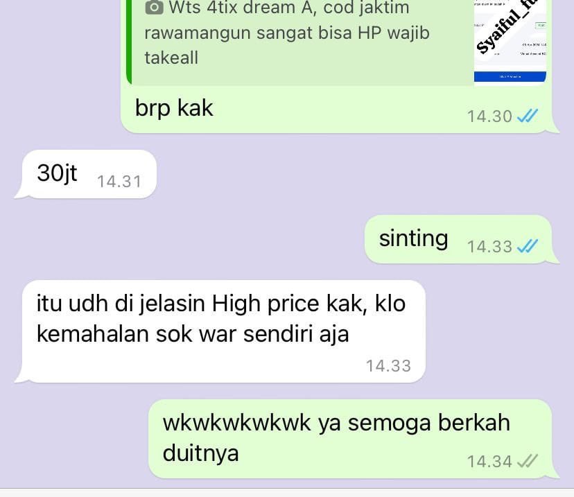 pinkylunaticc's tweet photo. tiket dream 3,8 dijual jadi 15-30jt tuh udah tergila banget sih. please jangan pada panic buying ya!!! mereka bisa segila itu naikin harga karna kalian lagi pada panik. gausah dibeli, nanti juga ada saatnya oknum-oknum ini bakal nurunin harga karna tiketnya ga laku #THEDREAMSHOW3 https://t.co/SctrMLJzH3