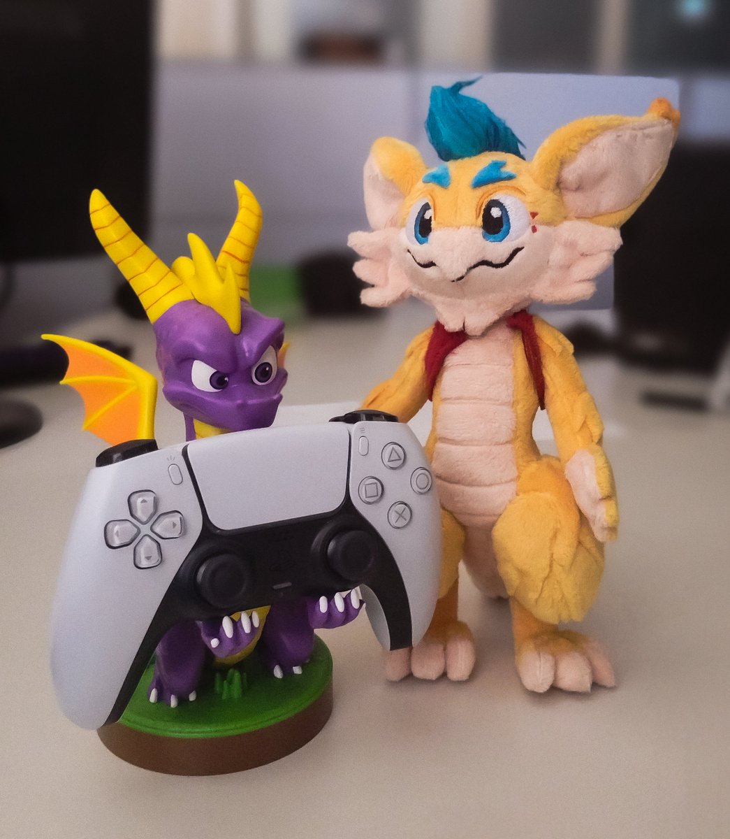 Longtail about to play games with one of his role models. ✨

#gamedev #3Dplatformer
