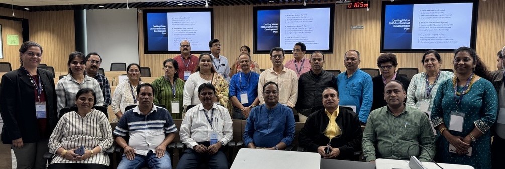 As part of workshop ‘Governance, Leadership, and Transformation for Principals and Higher Education Officials in Goa,’ @AnjalPrakash led sessions on ‘Leadership Lessons from Ancient Indian Texts’ & 'Drafting Vision 2030 for Higher Education Institutions' tinyurl.com/4b4cfbdv.