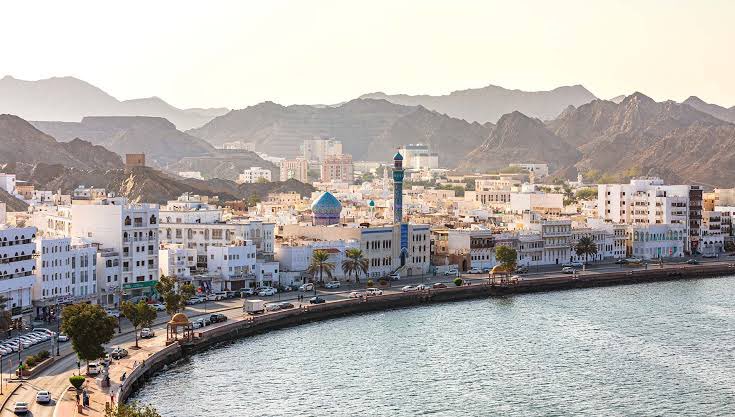 Oman 🇴🇲 2years renewable direct employment visa now available. Free : Flight ticket ✈️ Accommodation 🏠 Feeding 🍲 Transportation 🚘 Jobs Available: Receptionist Waiter Security Driver Room services Swimming pool monitoring etc. Processing time : 3weeks DM for details