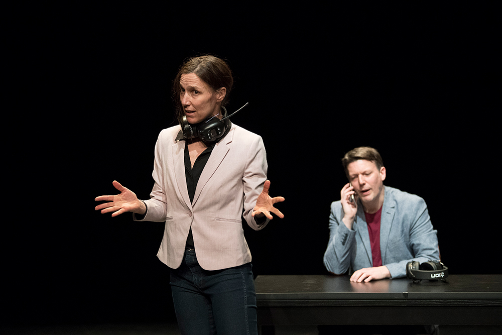 Rob_Boisclair's tweet image. Amusante bataille de traduction | Critique: BESIDE bloglesenfantsduparadis.blogspot.com/2024/04/amusan… #danse #danseqc #Quebec #critique #critiquedanse @LaRotondeDanse @maisondanseqc