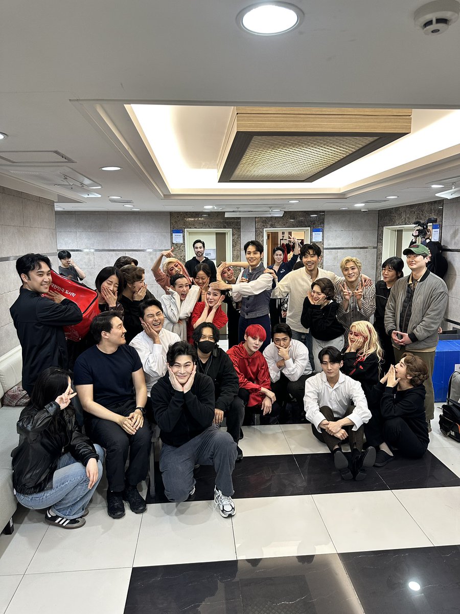 od_musical's tweet photo. #뮤지컬 #드라큘라

브로드웨이 역사상 가장 매혹적인 입맞춤
뮤지컬 <드라큘라> 10주년 공연

#정선아 #임준혁 배우의 
마지막 공연이 곧 시작됩니다🌹

𝟏𝟎𝐭𝐡 𝐀𝐧𝐧𝐢𝐯𝐞𝐫𝐬𝐚𝐫𝐲
𝐃𝐑𝐀𝐂𝐔𝐋𝐀 : 𝐓𝐡𝐞 𝐌𝐮𝐬𝐢𝐜𝐚𝐥

2024.04.02 ~ 2024.04.07
#뮤지컬드라큘라 #부산 #부산문화회관 https://t.co/DUsA56HaNq