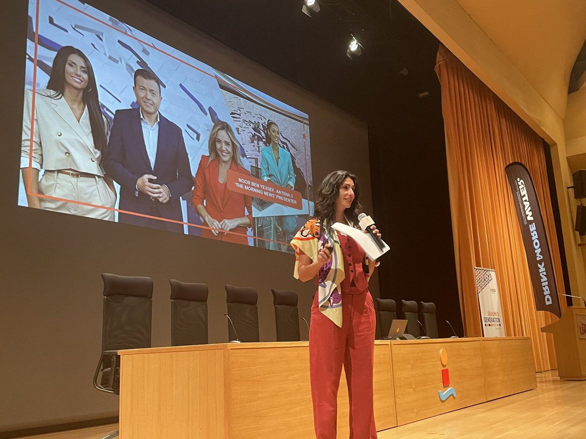 ESN_Int's tweet photo. @GiannidisKostis @EU_Careers @LusAmorim9 @Pernod_Ricard @Youth_Forum @YFJ_Employment @JEF_Europe @saltoparticipat @EPLO_ @jduch @Europarl_EN @Noorbenyessef, @A3Noticias reporter, is here to talk about the influence of social networks on our decisions and give some tips on how to identify #fakenews : 

"The information we consume, the opinions we read have an effect in what we think, including, of course, politics".📢 https://t.co/SvT19jaoPz