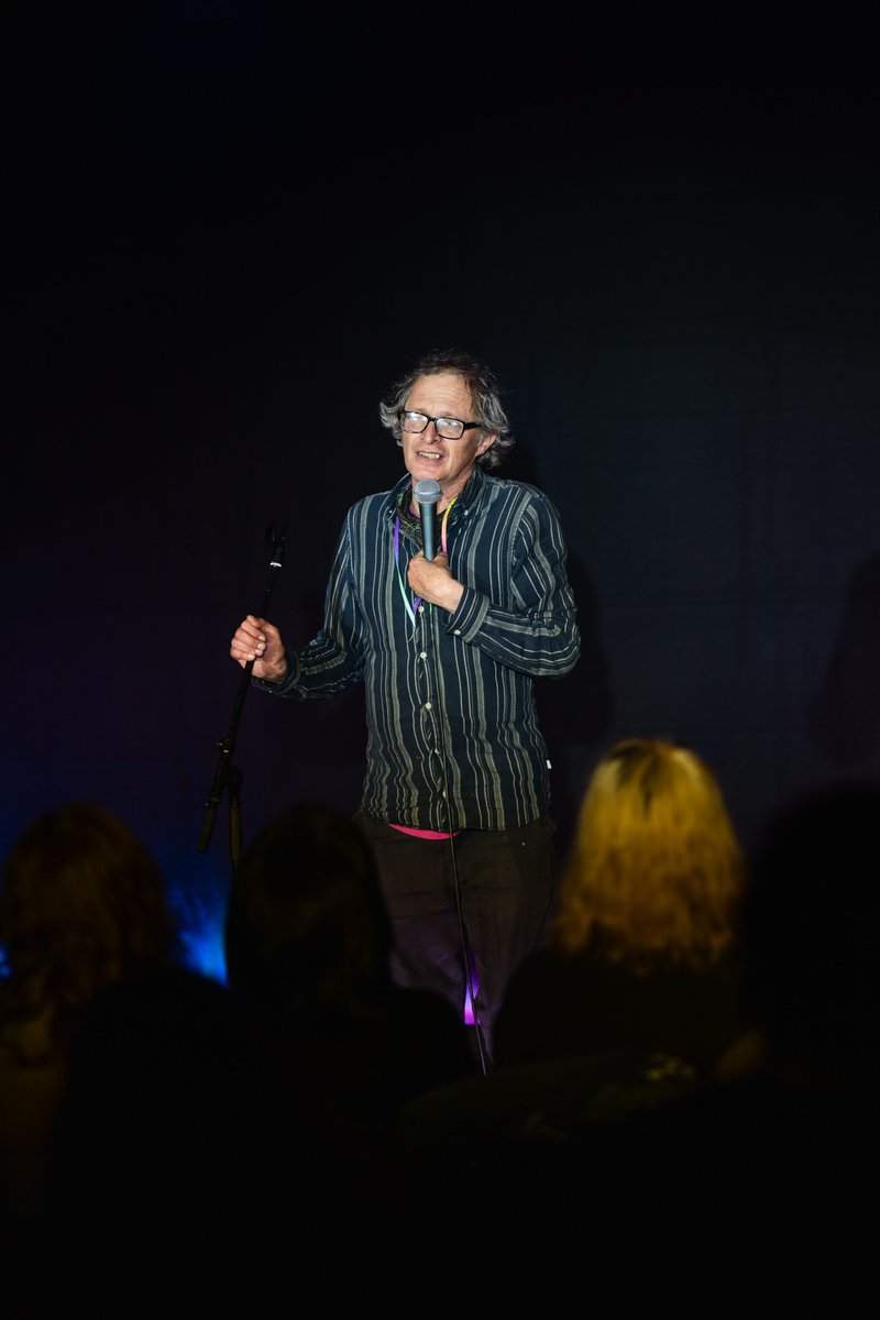 Back at The Stand in Newcastle, Edinburgh and Glasgow very soon. Code JERUSALEM gets you 20% off tickets to those. Tickets are here: showandtellpresents.com/events/simon-m… Snaps are from my show at @StandComedyClub last year by @CurseTheseEyes