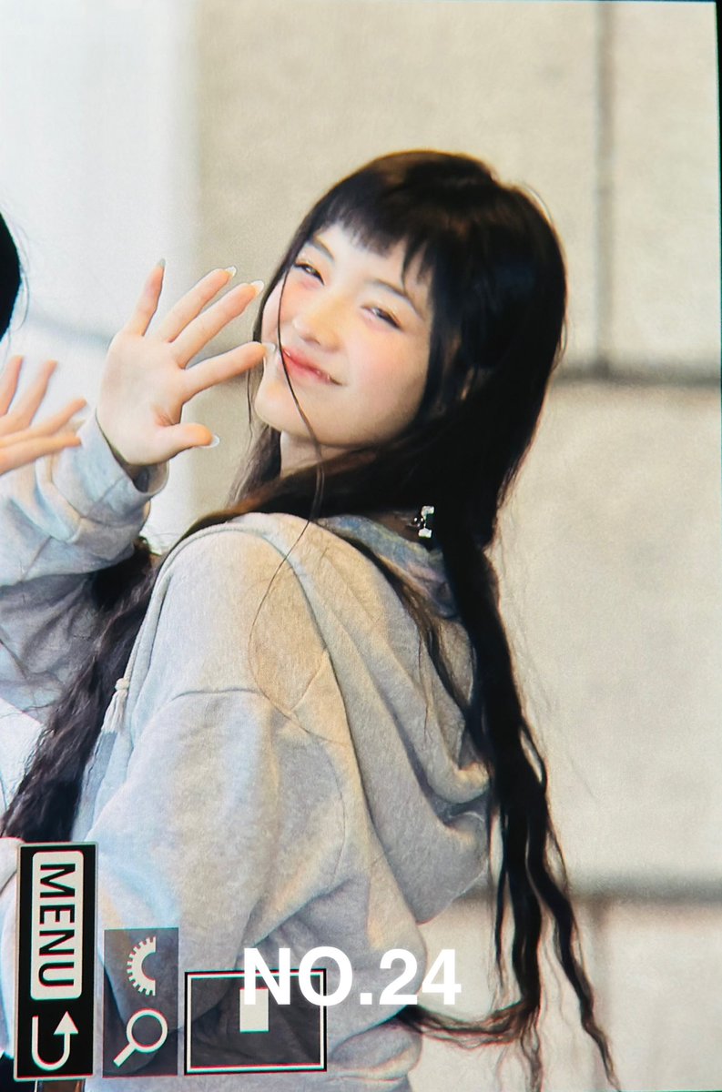 240405 프리뷰 

#아일릿 #ILLIT #이로하 #IROHA #イロハ
