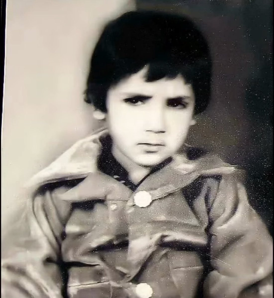 ” آزاد وطن ہی ہمارے عورتوں اور بچوں کی بہتر و محفوظ زندگی کا ضامن ہوگا “ 
شہید
بابا
واجہ
ابا
رہشون
اُستاد🚩