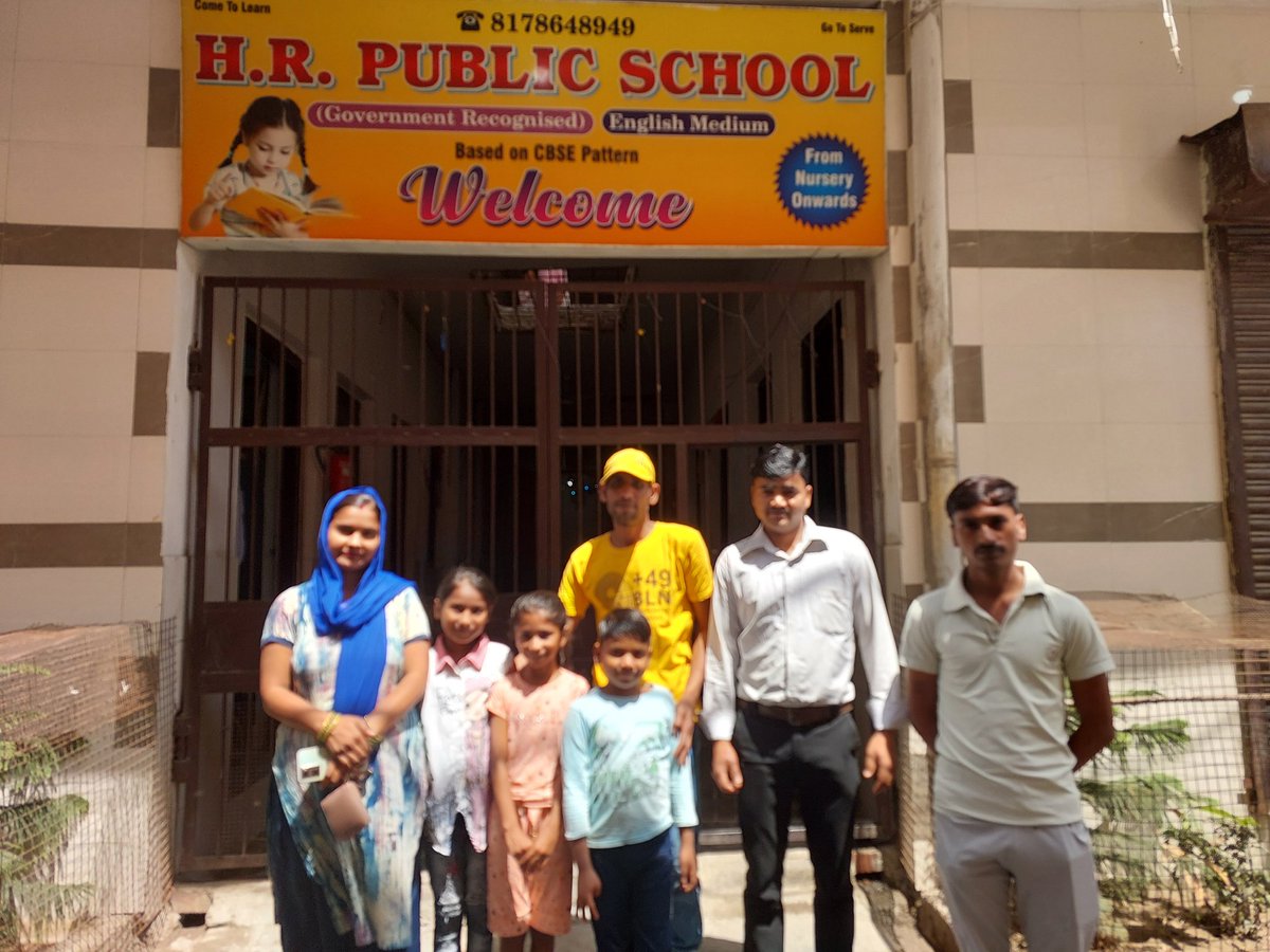 पढ़ेगा इंडिया,
 तभी तो आगे बढ़ेगा इंडिया ।
फाउंडेशन पिछले कई सालों से कनावानी गांव के बच्चों को मुफ्त प्राइमरी शिक्षा दे रही है और आज हमने अस्मि शिक्षा केंद्र के तीन बच्चों का फॉर्मल स्कूल में एडमिशन कराया। 
asmeefoundation.org                         Instagram,Youtube, FB