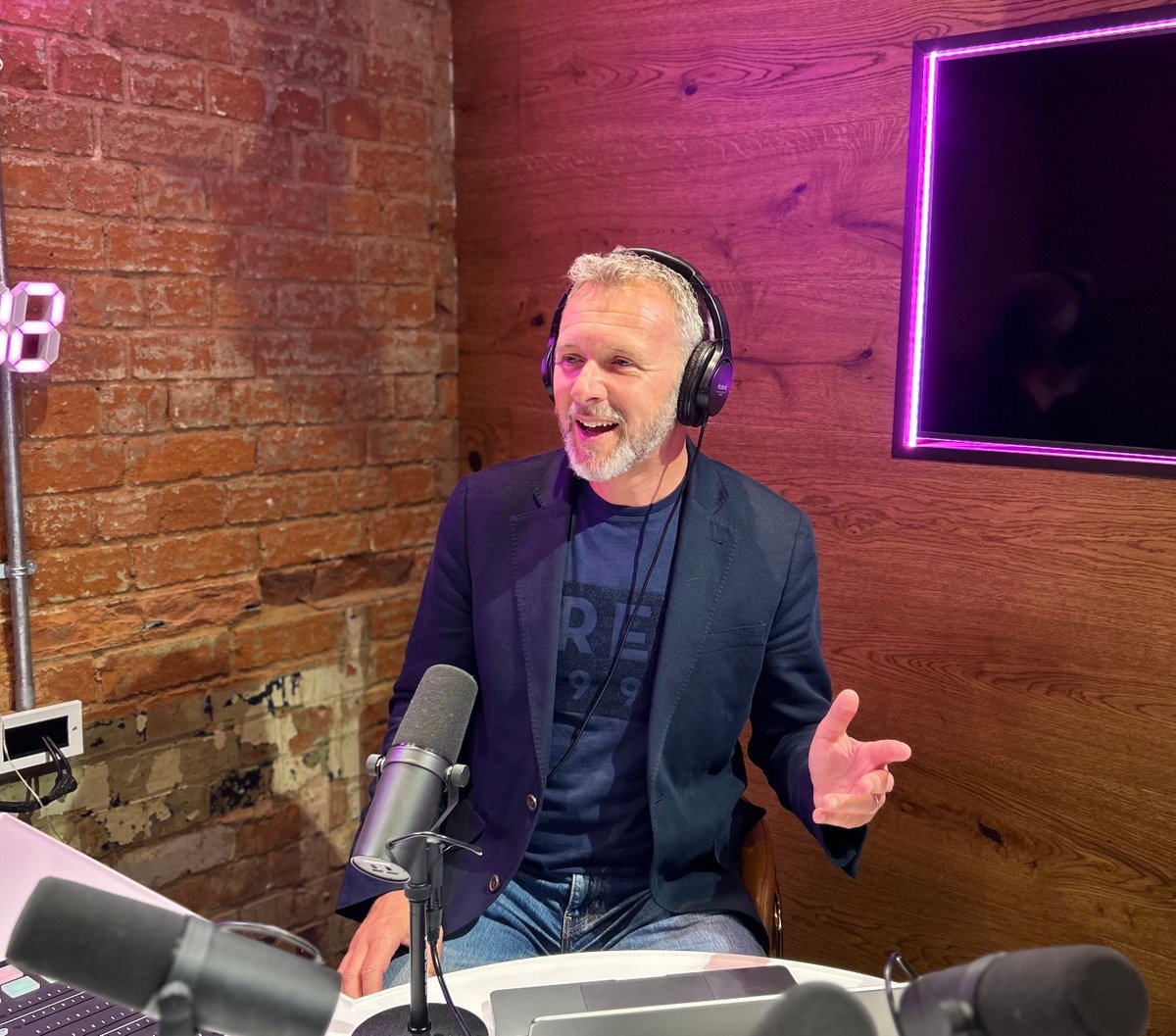 It was 2 years ago today that we published episode 1 of the Transforming Insight podcast! 47 episodes later, we've had well over 10,000 downloads by listeners in 63 countries and we just want to say a massive thank you!  

buff.ly/3vEgYgk
