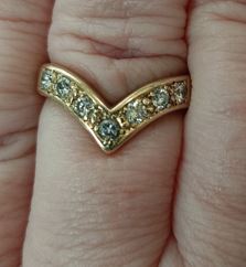 Do you recognise this ring? We are appealing for help to reunite it with its rightful owner after it was found in Melville Street, off Wellingborough Road, Northampton. ow.ly/uYk050R96P6