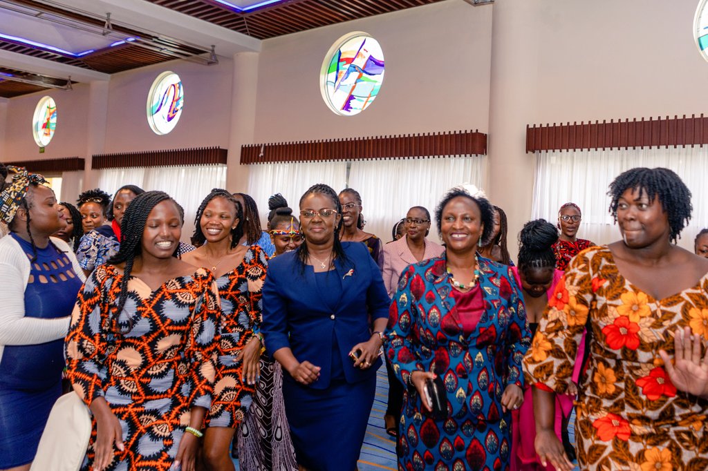 'Heal your inner young self before you come out so that the push back won't hinder you from getting to where you want to be' Sharing same platform with these amazing women today. #sheleads #welead