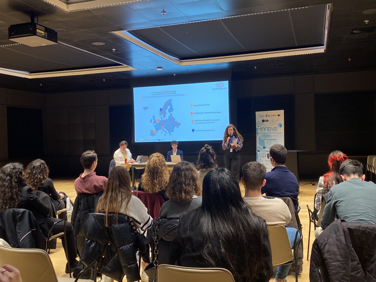 👏🎊Yesterday, April 4th MANUFACTURING4ALL was present at the training day for young people held in Brussels!

At MANUFACTURING4ALL we are committed to digital transformation and boosting Industry 4.0.

💡Led by <a href="/AytoOnil/">Ayuntamiento de Onil</a>, @MestieriLombardn <a href="/FunkWeb/">Funkweb Aktiv</a> <a href="/FinnovaEU/">Finnova Foundation</a> 

 #Innovation