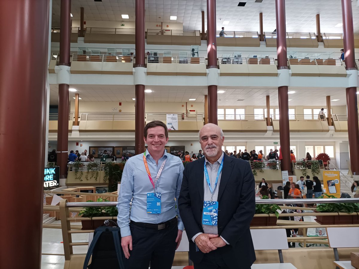 Our General Coordinator is attending the international #EGM invited by @ESNCadiz and @ESNSpain . A very good opportunity to keep sharing our enthusiasm for international mobility. Here with Yann-Maël Bideau, from @EU_Commission