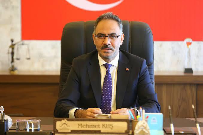 31 Mart 2024 Seçimlerinde Eyyübiye Belediye Başkanlığına tekrardan seçilen Mehmet Kuş’u tebrik ediyor, görevinde başarılar diliyorum. @mehmetkusnet