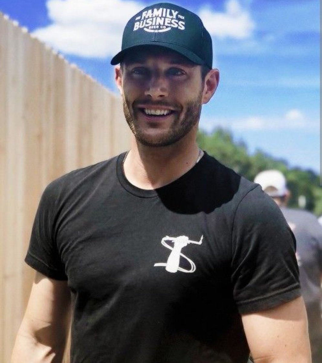 Post a pic of your fave every day for 365 days 

Day 96
#JensenAckles