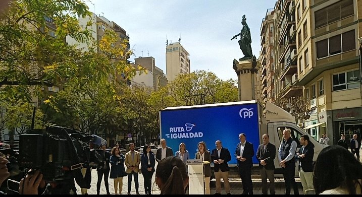 noticies_d's tweet image. Algunes Imatges 📸 de la ruta per la igualtat organitzada per @popularescs 

Més ℹ️: noticiesdigitals.com

#rutaperlaigualtat #PartitPopular #noticies