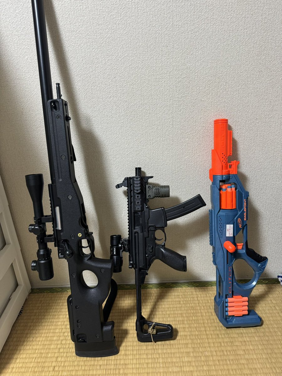 Liberte2ndTeam's tweet photo. ✨現在の武器庫✨
マルイ次世代HK416D devgru カスタム
マルイスタンダードmp5ーJ
G&amp;G CM16 srs
l96
クラウン10禁エアガン
ナーフ

＃サバゲー
＃次世代電動ガン
＃電動ガン
＃東京マルイ https://t.co/XOEEkCgMzY