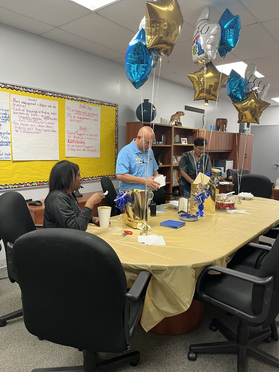 Celebrating our Awesome Assistant Principals for their unwavering commitment and dedication to our students and school! Thank you for your leadership and service! #APWeek @DrFlem71 @BCPSNorthRegion @BCPSSantana @evillalobos_fl @lozano4ernie @BCPSStein @BCPSLeadership @DirMWS