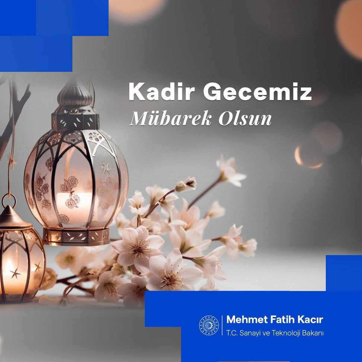 “O gece, tan yerinin ağarmasına kadar bir esenliktir.” (Kadir, 5) İnsanlığın adaletle, merhametle yeniden buluşması duasıyla, #KadirGecesi mübarek olsun.🌷