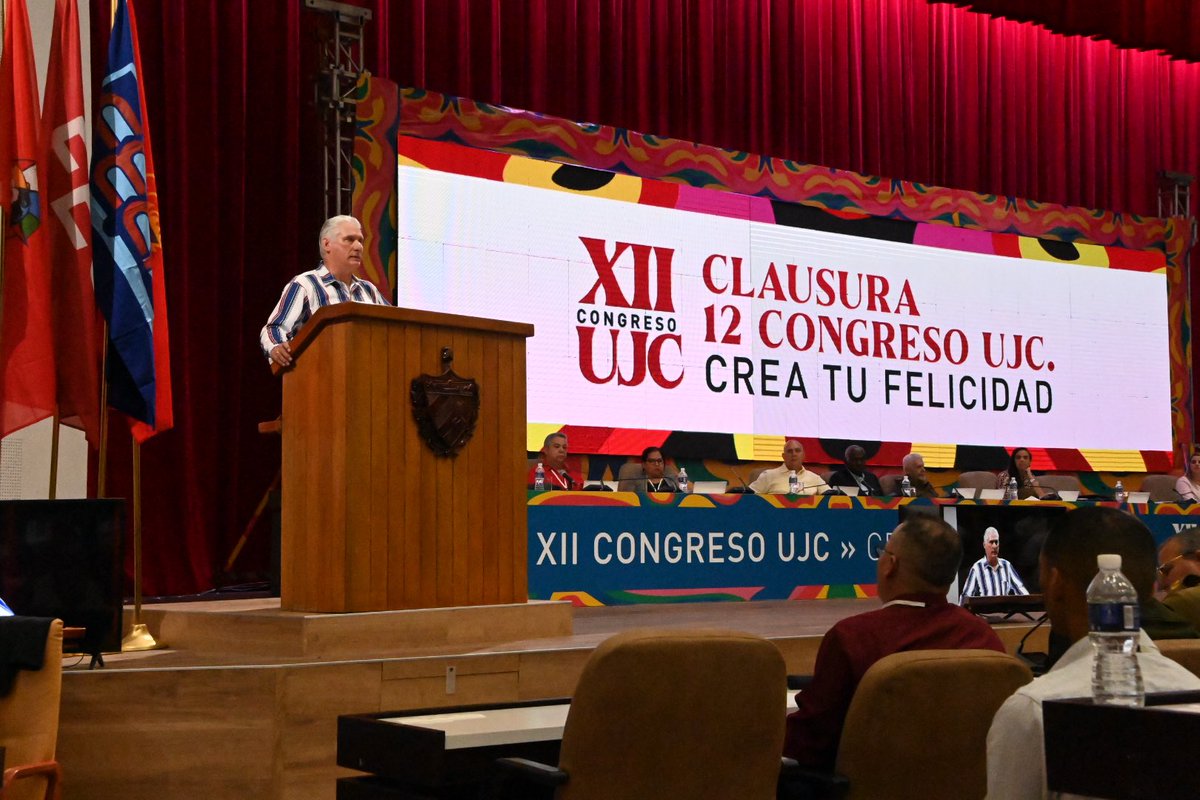 🗣️| <a href="/DiazCanelB/">Miguel Díaz-Canel Bermúdez</a>: “Los desafíos siguen siendo enormes, pero la Revolución cree en los jóvenes!”

✍️| Versión taquigráfica del discurso del presidente <a href="/DiazCanelB/">Miguel Díaz-Canel Bermúdez</a> en el #12CongresoUJC .

🔗| presidencia.gob.cu/es/presidencia…

#Cuba 🇨🇺