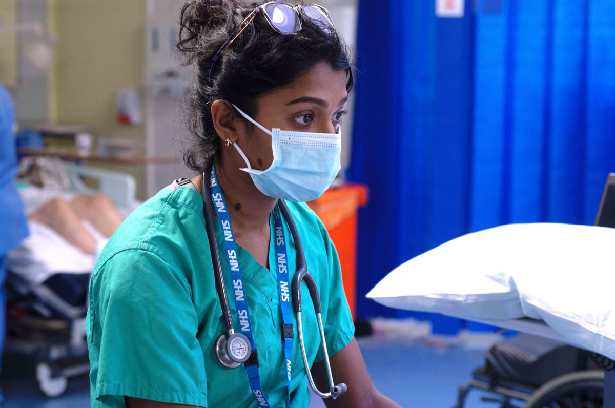 Would you like to share a message with a member of staff, or a team about the difference they have made to you?

Or would you like to send them a card to say thank you for the care you received?

Find out how to say thank you here plymouthhospitals.nhs.uk/saying-thank-y…