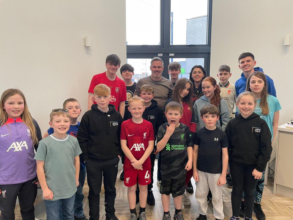 Meet <a href="/AlfiesSquad/">Alfie's Squad</a> who support children bereaved by suicide. Aim to help rebuild lives with positivity and support !! Myself &amp; <a href="/Carra23/">Jamie Carragher</a> was invited down and I was took away with how infectious the room was with positivity. 

alfiessquad.org - the link to donate 💛