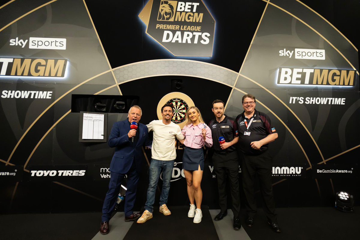 STN Sports (@stnsports_) on Twitter photo <a href="/RhiannonDixon3/">Rhiannon Dixon</a> v <a href="/ant_crolla/">anthony crolla</a> ๐ฏ
Whoโs in charge here?! Me or the devilโฆ
Next Saturday she goes for WBO Lightweight gold!!
#DixonCarajabal #WeAreSecondToNone <a href="/RhiannonDixon3/">Rhiannon Dixon</a> v <a href="/ant_crolla/">anthony crolla</a> ๐ฏ
Whoโs in charge here?! Me or the devilโฆ
Next Saturday she goes for WBO Lightweight gold!!
#DixonCarajabal #WeAreSecondToNone