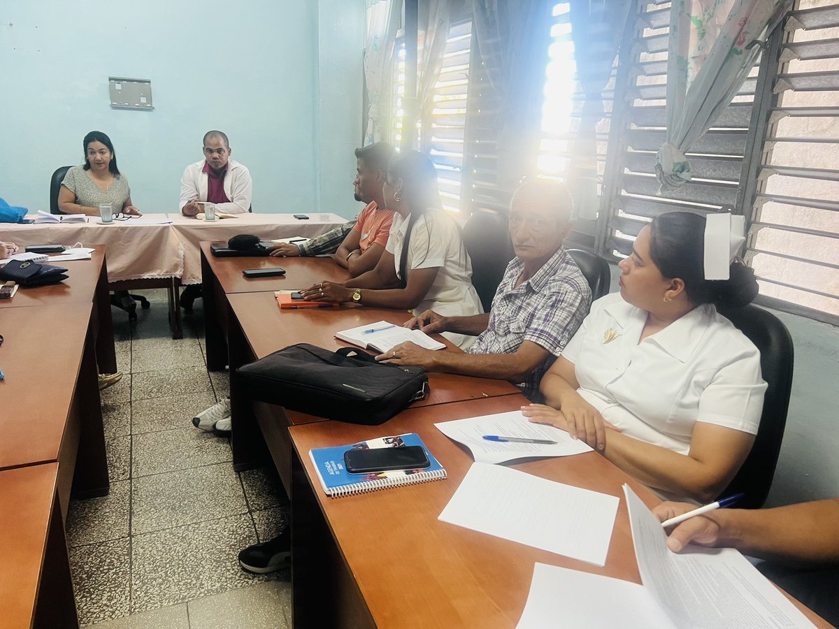 Durante una semana estuvo un equipo de la #DPSGranma acompañando el desarrollo de los procesos en el Hospital Provincial Fe Del Valle en el municipio #Manzanillo. Allí trabajamos de conjunto, con el objetivo de ofrecer un mejor servicio de salud a nuestro pueblo.