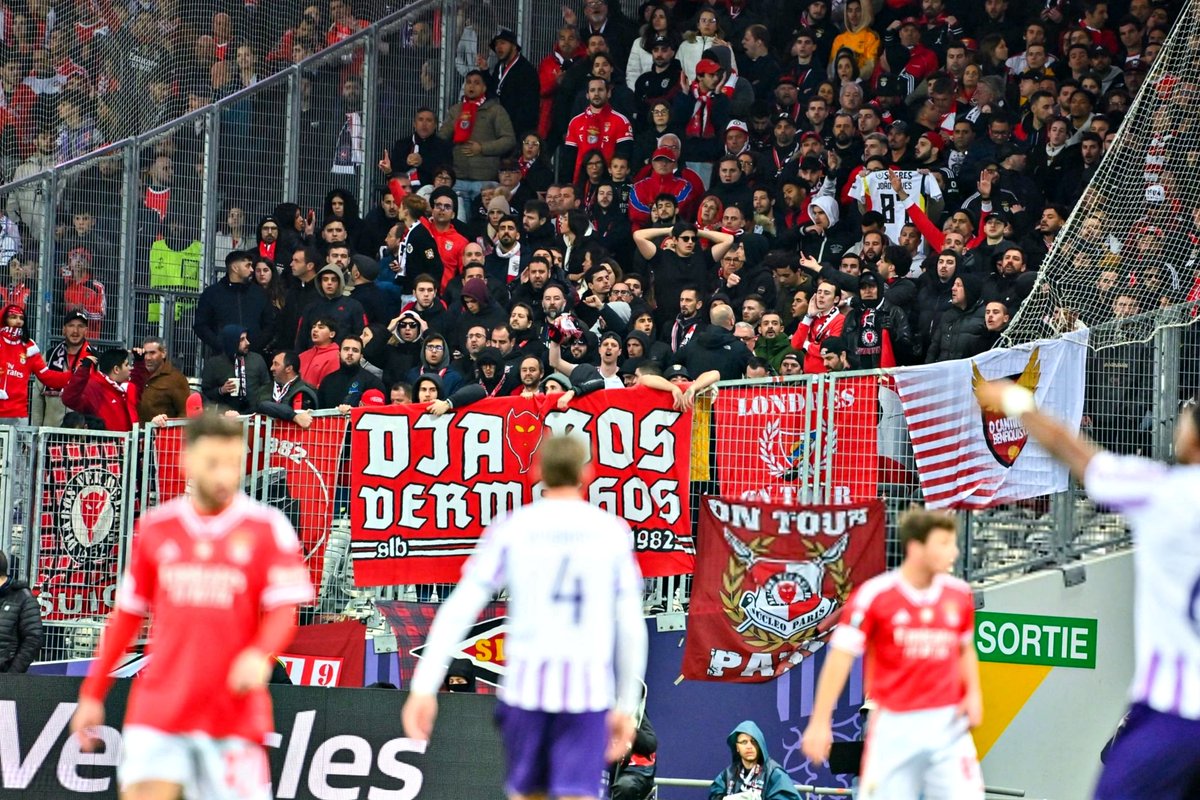Polícia francesa decidiu proibir a deslocação de adeptos do Benfica para assistir ao jogo da segunda mão em Marselha devido ao risco de violência entre claques, avança @RMCSport