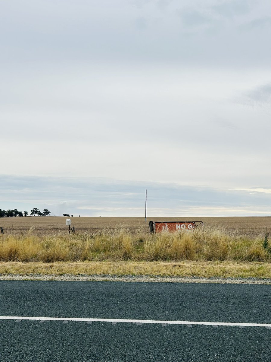JackieNOONS's tweet image. Road tripping across some of the most beautiful &amp;amp; unique farmland in Rural Victoria late this afternoon/evening. The messaging from farmers is very clear. No transmission towers please #AEMO