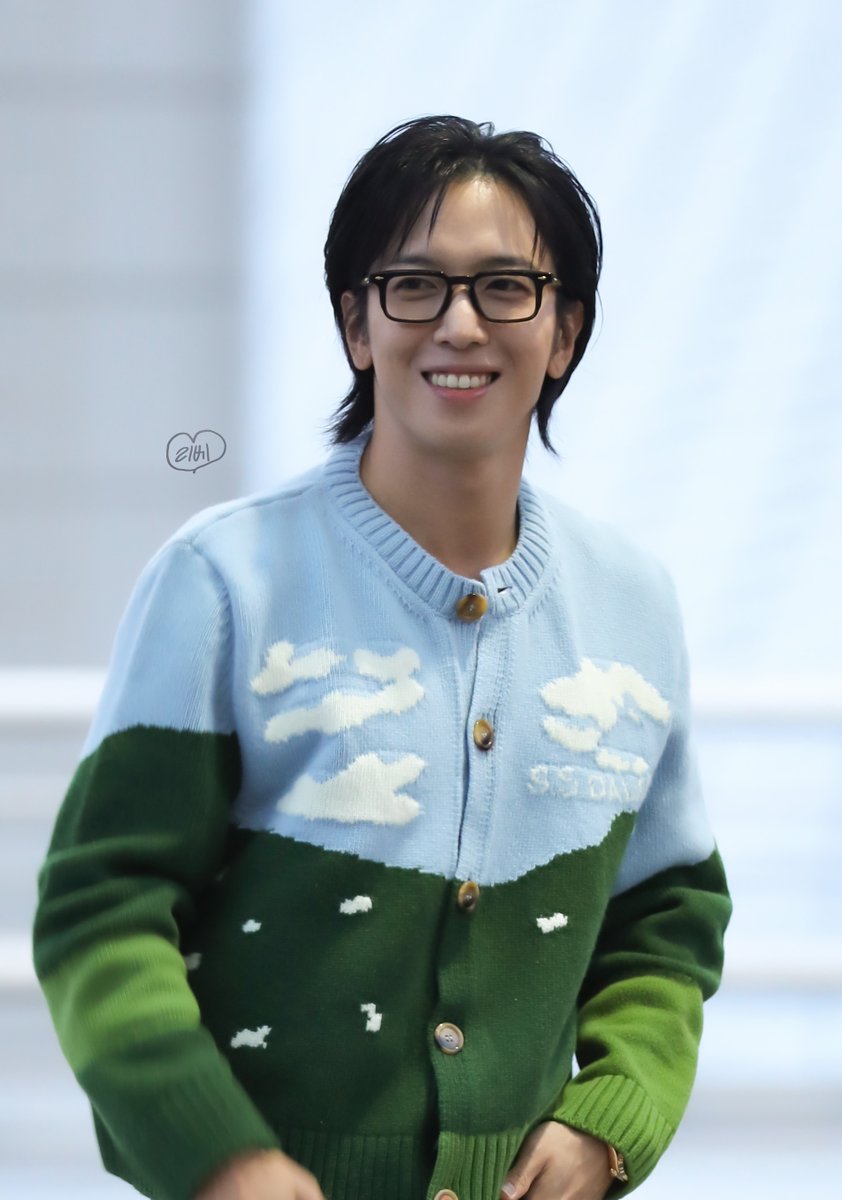 emotionaljyh89's tweet photo. 240404 인공출국
#정용화

💙 https://t.co/fIePvGkpHE