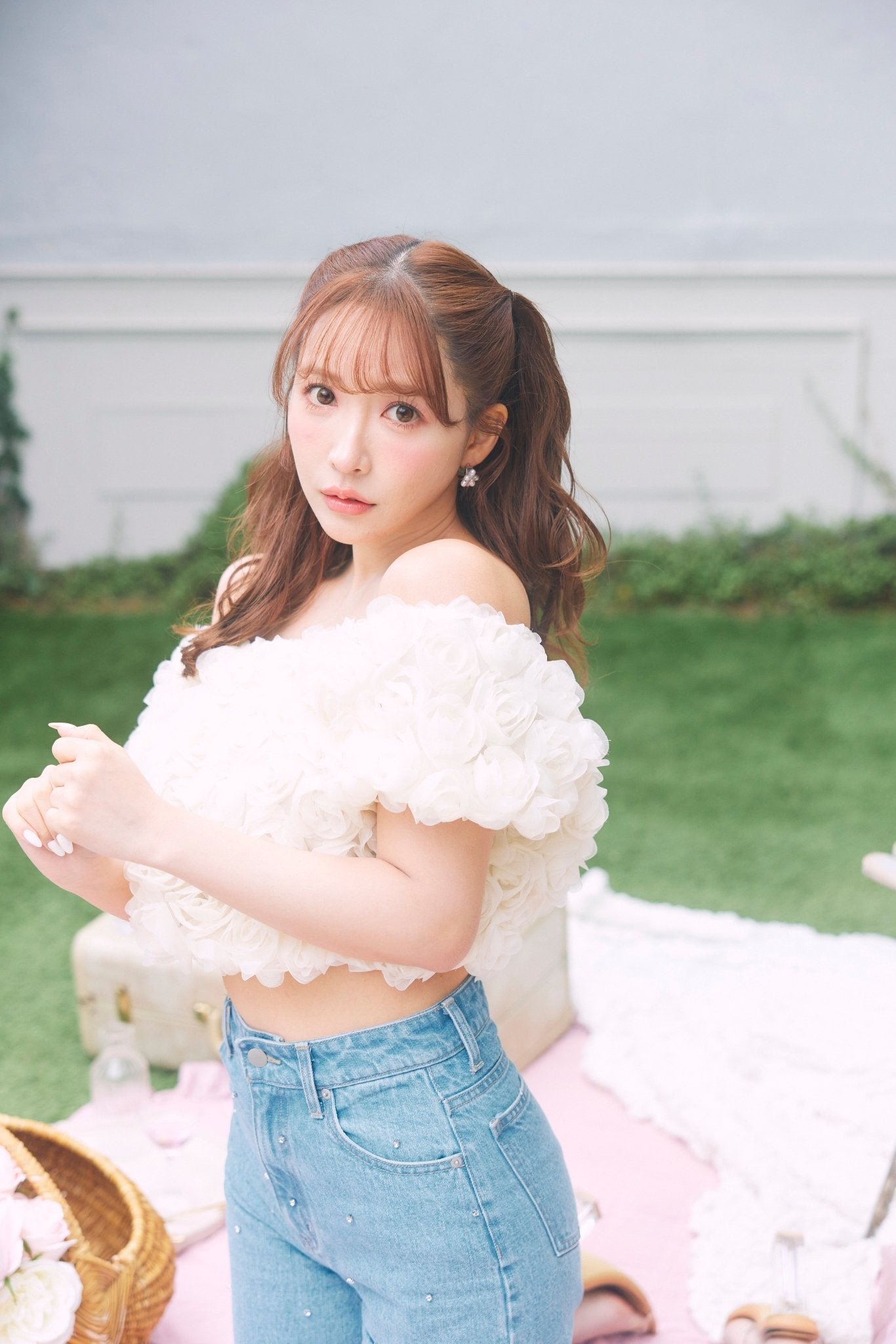 三上悠亜mistreass オフショルダーニット mistreass ミストレアス 三上悠亜 オフショル トップス 三上悠亜 オフ