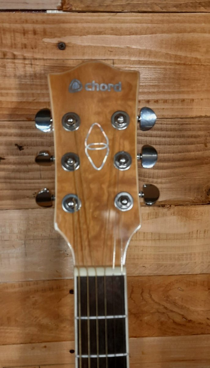 If you are looking for an inexpensive electro acoustic, this Chord 'Native' has just landed in stock. The guitar has a very distinctive grain pattern, low action and sounds great. Going for just £99.00. #guitarshop #guitar #acousticguitar #musicshop #music #Bolton #est1832