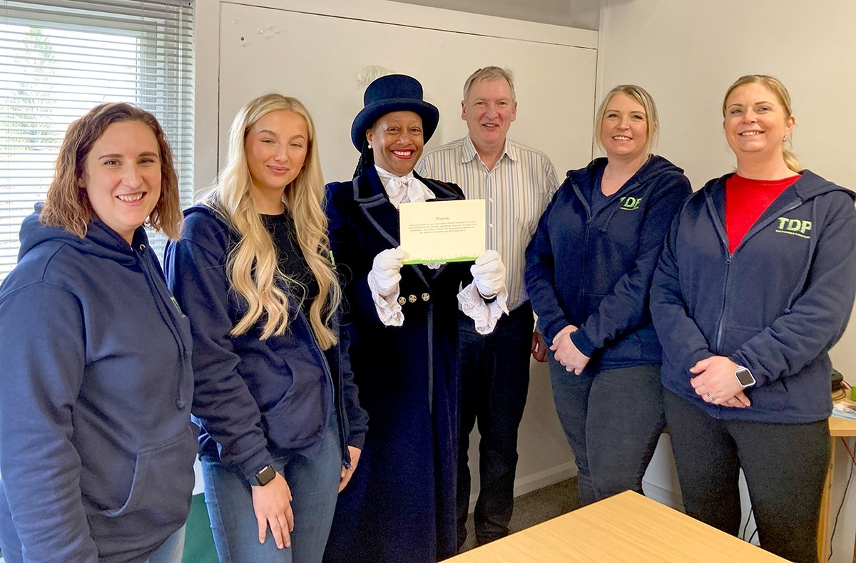 DerbyshireHS's tweet photo. A brilliant morning with local firm @tdp_furniture, winners of @TheKingsAwards for Enterprise & Sustainable Development, where I had the honour of choosing the name of their raised bed winner and received a bench to be donated to a charity of choice. Thank you! #UnityisCommunity https://t.co/3L0Ap7Np3G