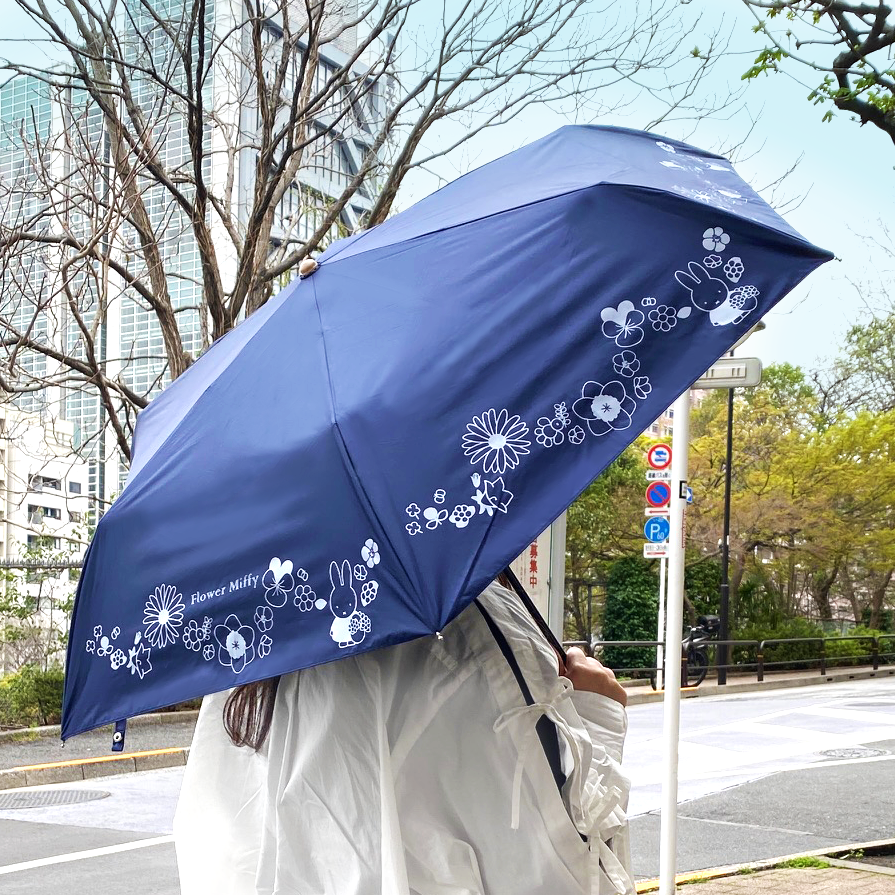 ☂4月12日(金)新発売☂ オリジナル晴雨兼用折り畳み傘が登場♪ 傘には